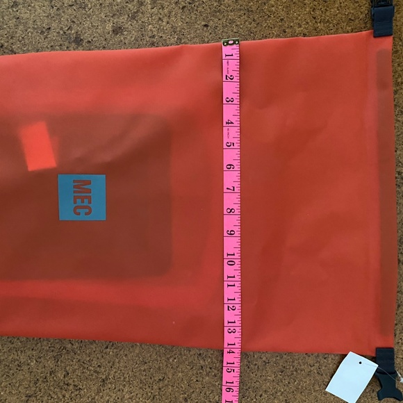 MEC Raptor 10 Dry pack (NWT) - Picture 5 of 5